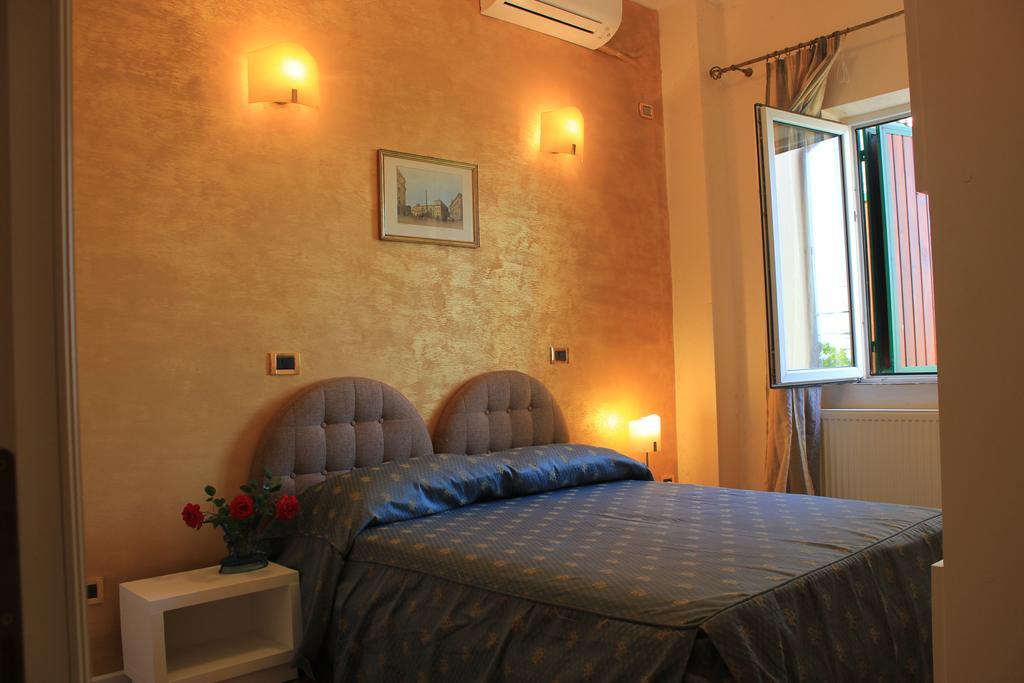 Vila Flavia B&B Constanţa Værelse billede
